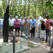 Stèle commémorative des Monteaux