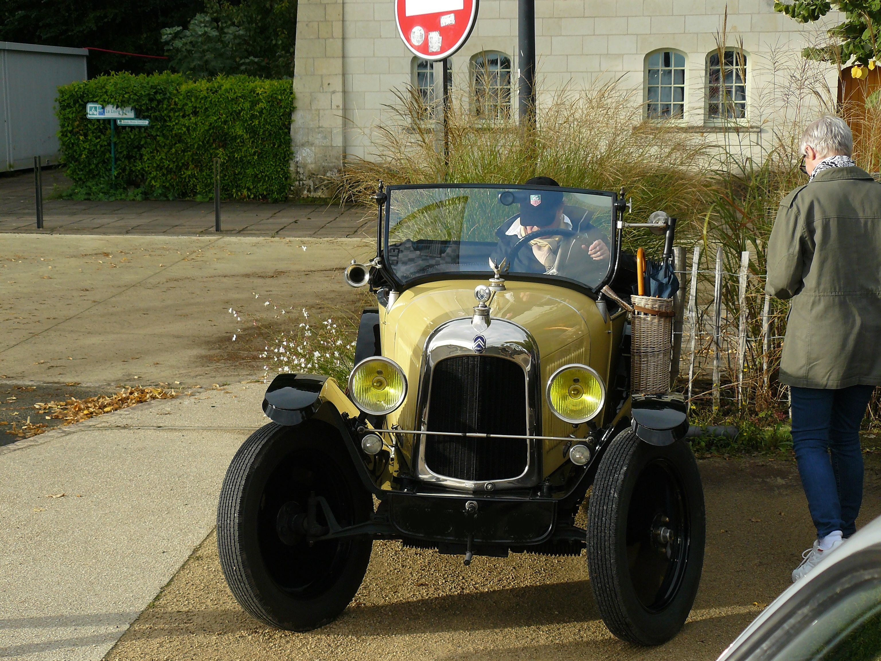 RETRO BALADE 2024 - 40ème anniversaire -Départ - Place des Ardilliers